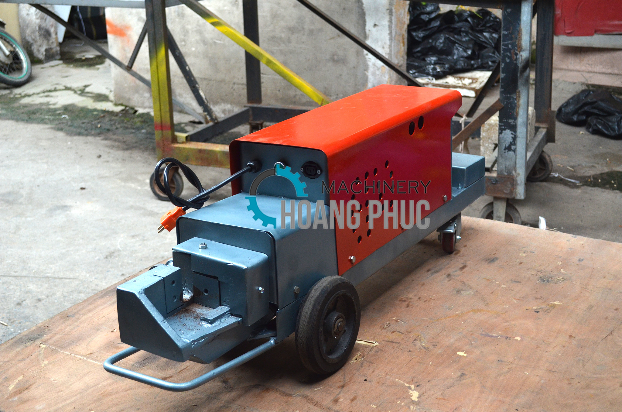 Máy Cắt Uốn Sắt phi 25 Máy Cắt Uốn Sắt phi 25