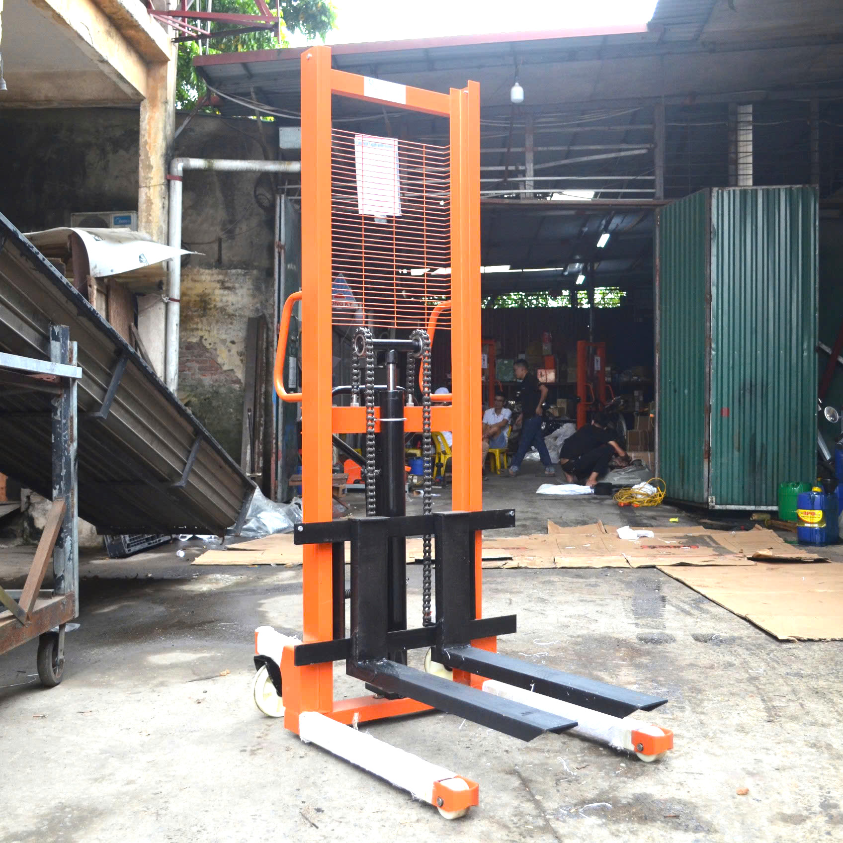 Xe Nâng Tay Cao 1000Kg - XNC1000 Xe Nâng Tay Cao 1000Kg - XNC1000