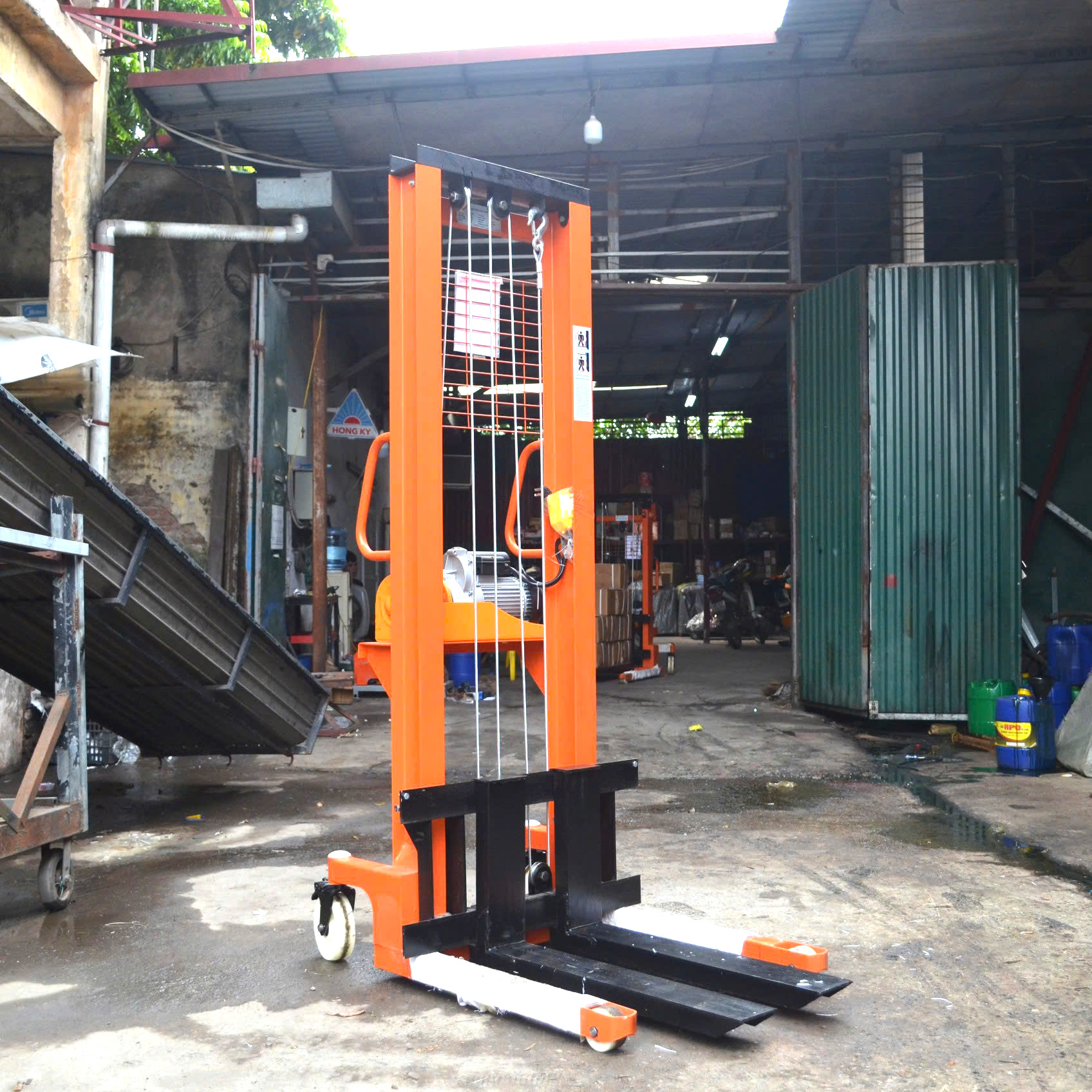 Xe Nâng Tay Cao Điện 1500KG - NPA1500 Xe Nâng Tay Cao Điện 1500KG - NPA1500