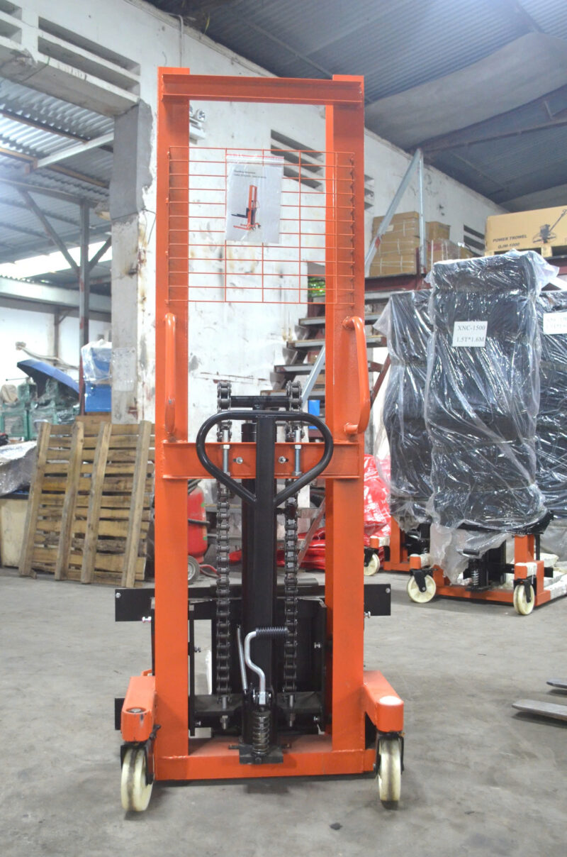 Xe Nâng Tay Cao XNC-3000 Nâng Cao 1m6