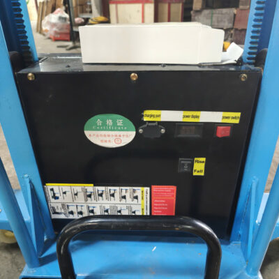 Xe Nâng Trèo Ô Tô 1000Kg Ắc Quy Xe Nâng Trèo Ô Tô 1000Kg Ắc Quy