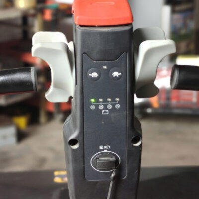 Xe Nâng Tay Điện 3 Tấn Tiến Lùi